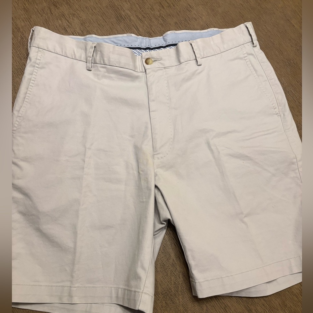 Peter Millar Crown Crafted Surge Performance Short British Cream SIZE 36
